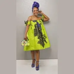 Sewing business success stories How these ladies started sewing to Etsy success These two determined Etsy sellers combined their passion for fashion with their sewing skills to become entrepreneurs with successful Etsy shops #paperflodesign #etsytips
