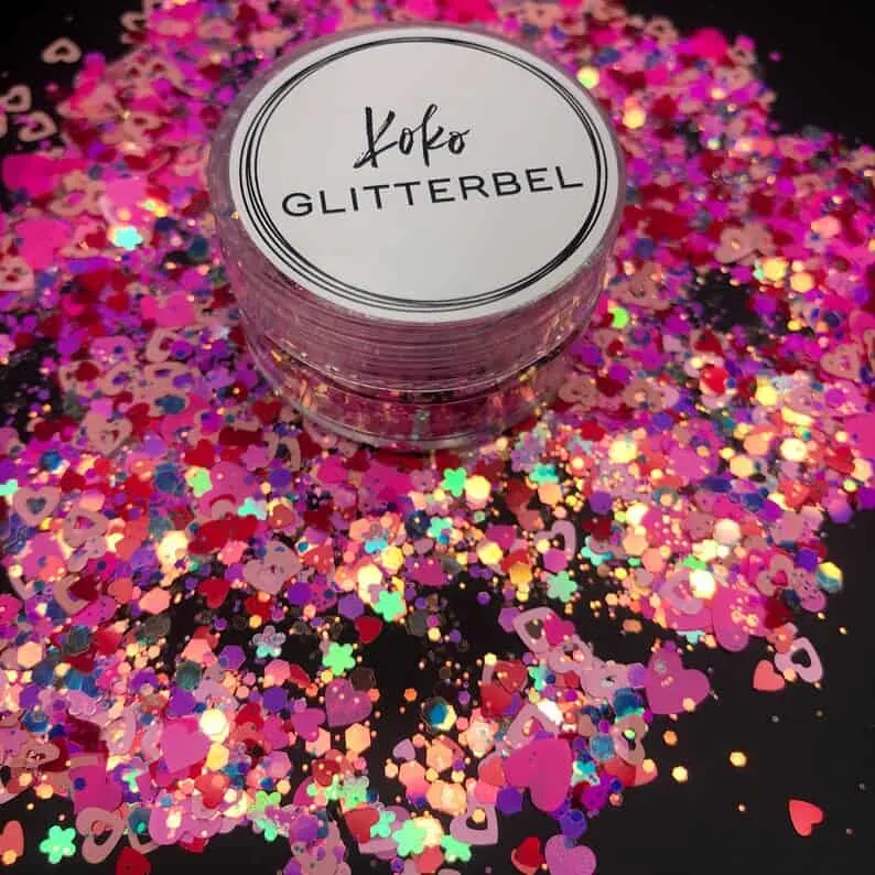 valentine-glitter for-nails