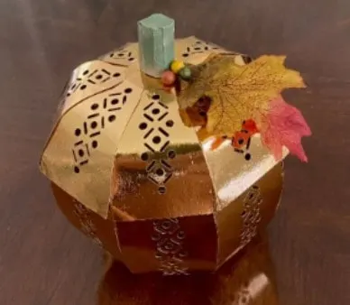 3D paper pumpkin with a multicolor fall leaf